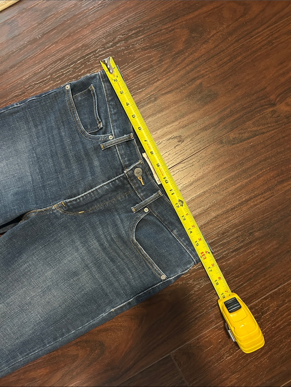 315 Shaping Bootcut LEVI’s - Picture 8 of 10